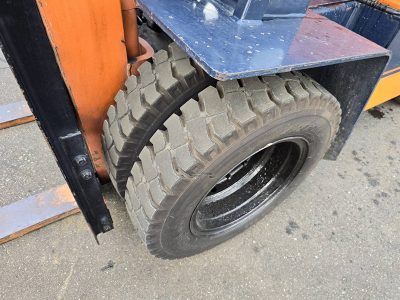 タイヤ